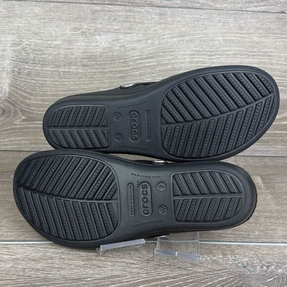 Crocs Sanrah Metallic Disc Women’s Size 7 Black Rubber Wedge Flip Flop Sandals - Picture 8 of 10